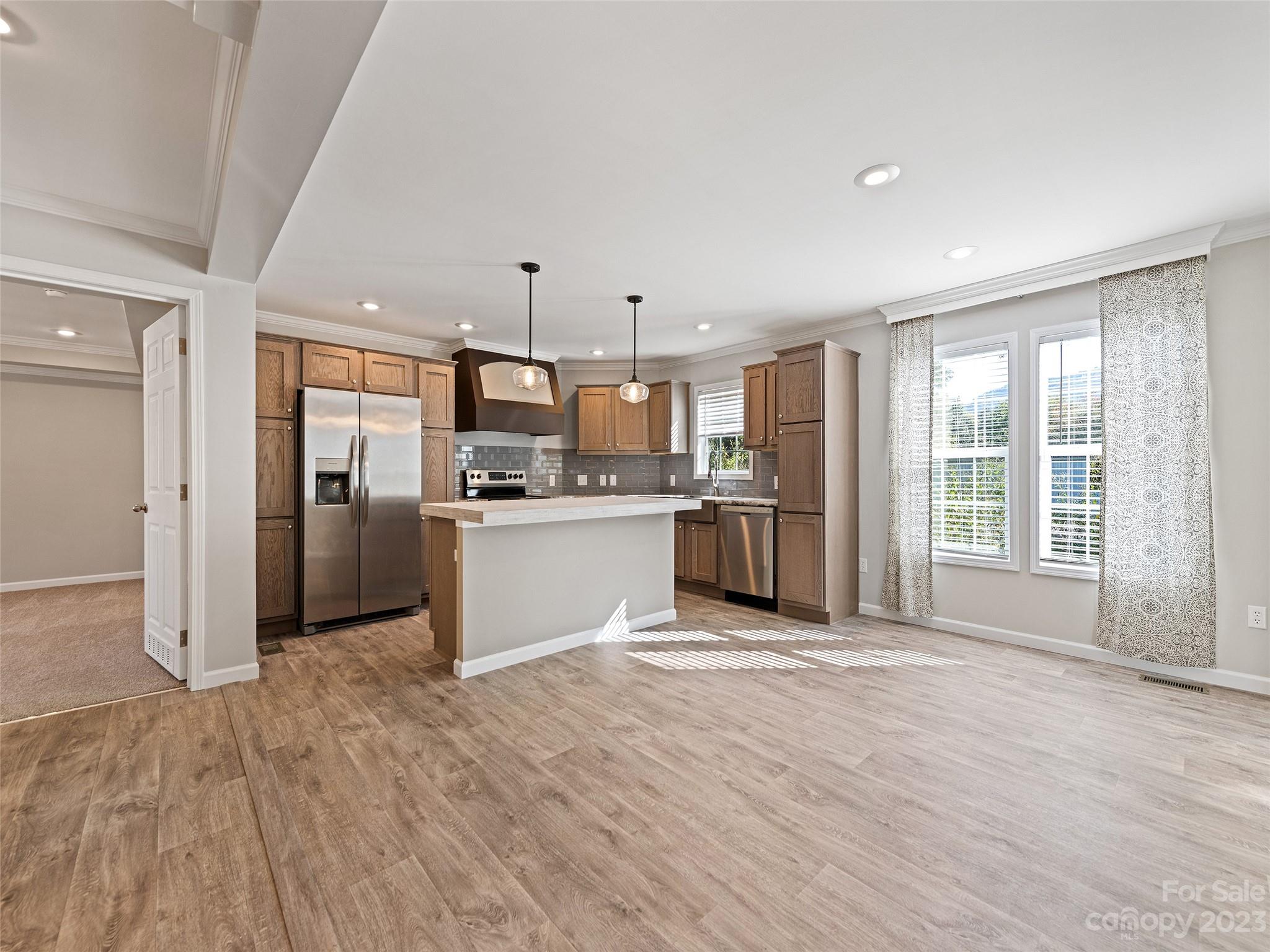 165 Brookside Street Clyde, NC 28721 - Photo 12 of 24 Gallery Image 12