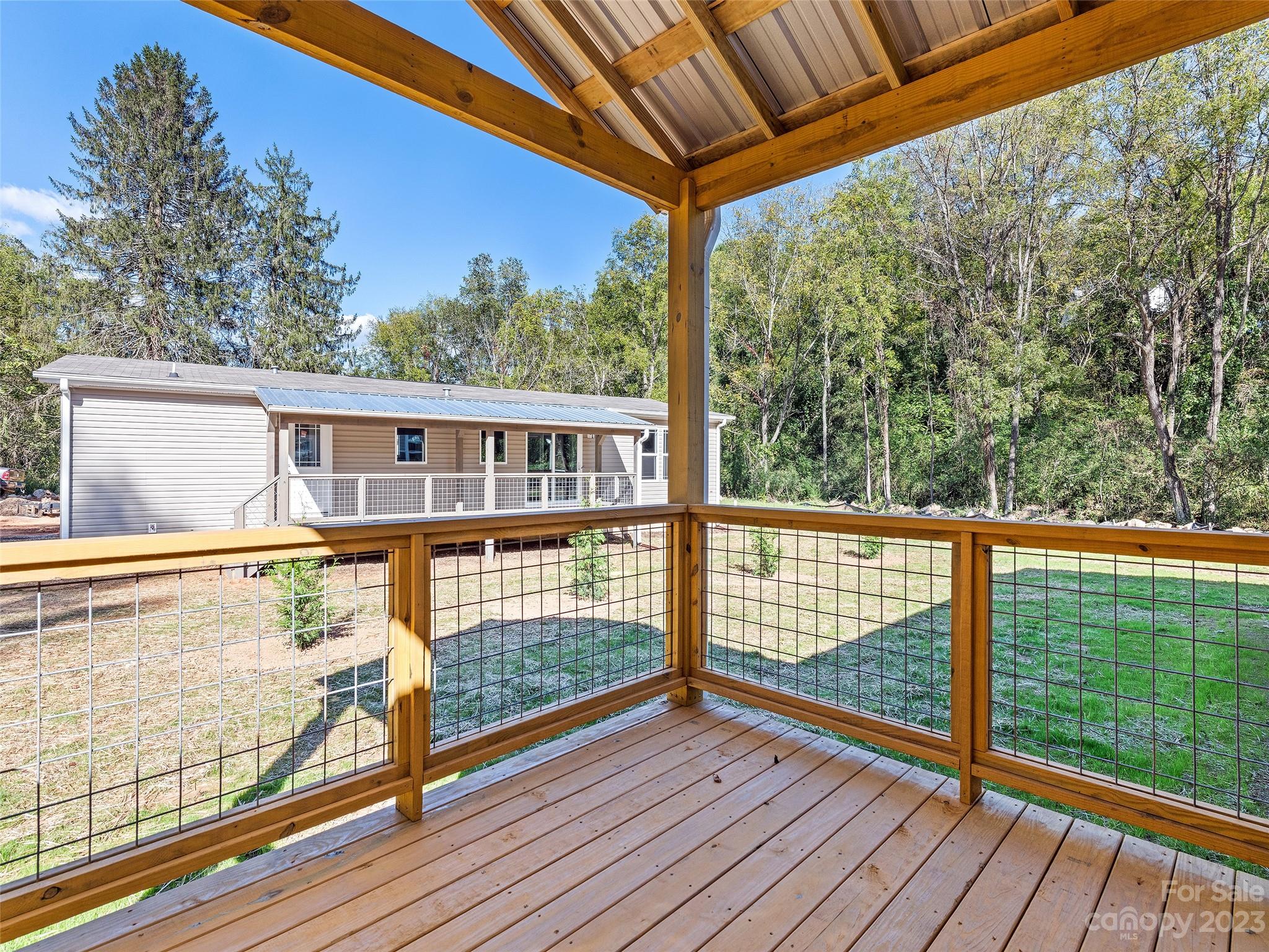 165 Brookside Street Clyde, NC 28721 - Photo 6 of 24 Gallery Image 6