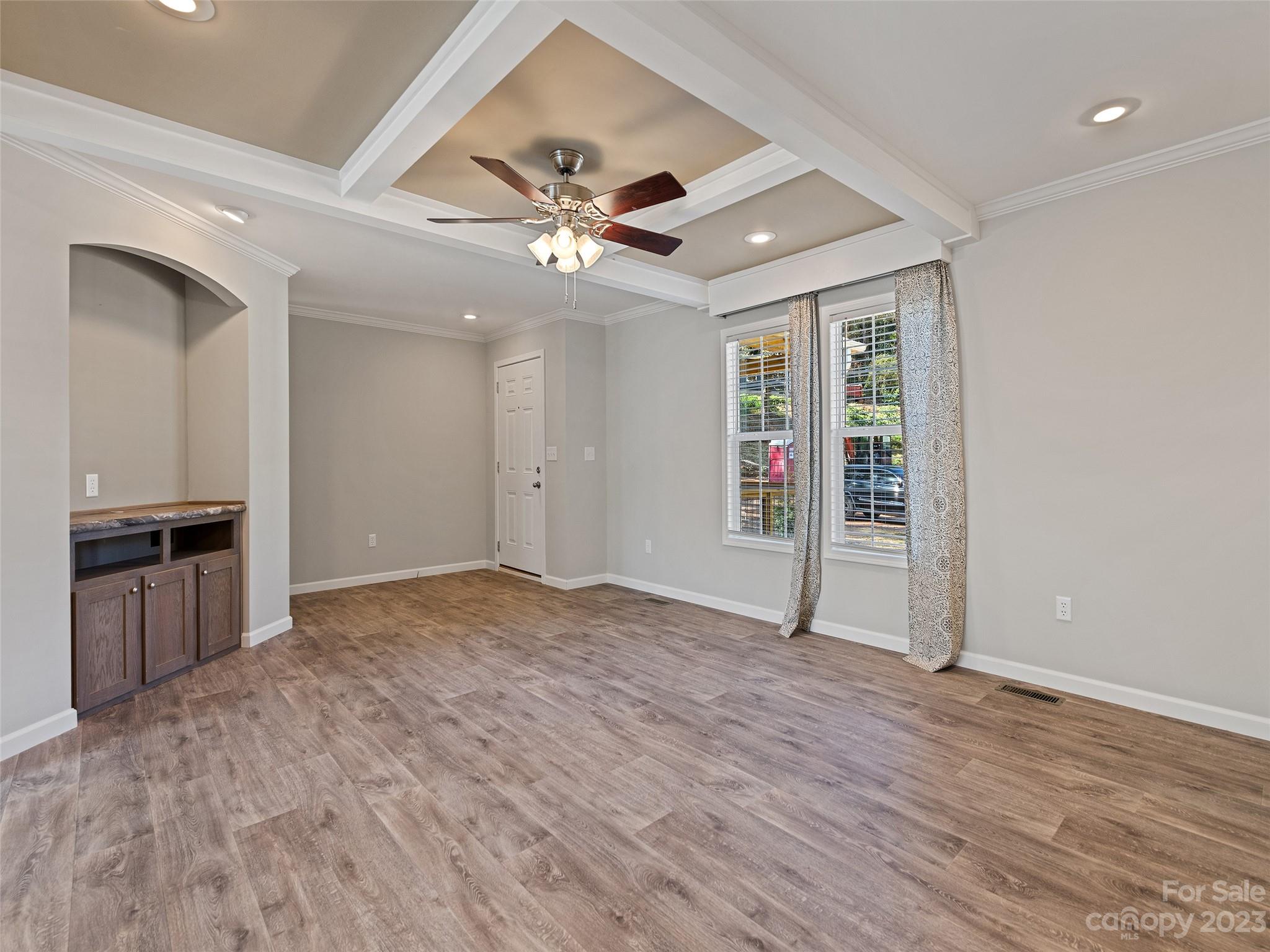 165 Brookside Street Clyde, NC 28721 - Photo 9 of 24 Gallery Image 9