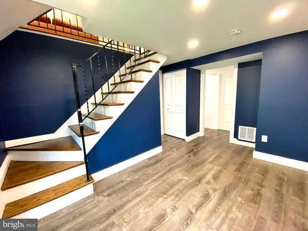 a view of entryway