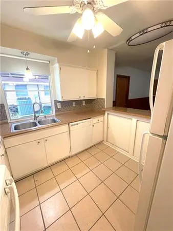 $1,800 | 1813 Abadie Avenue, Metairie, LA 70003