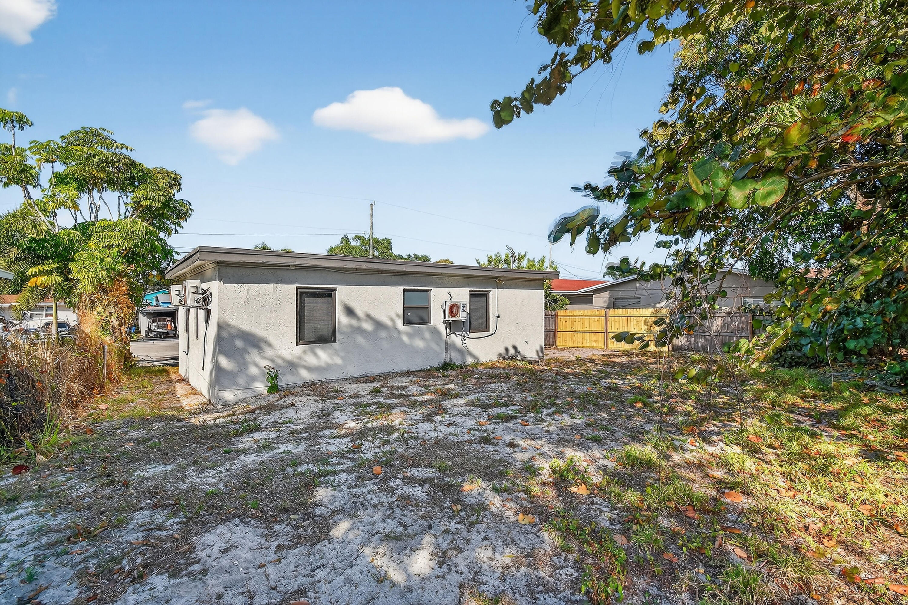 1257 West 35th Street Riviera Beach, FL 33404 - Photo 16 of 17 18