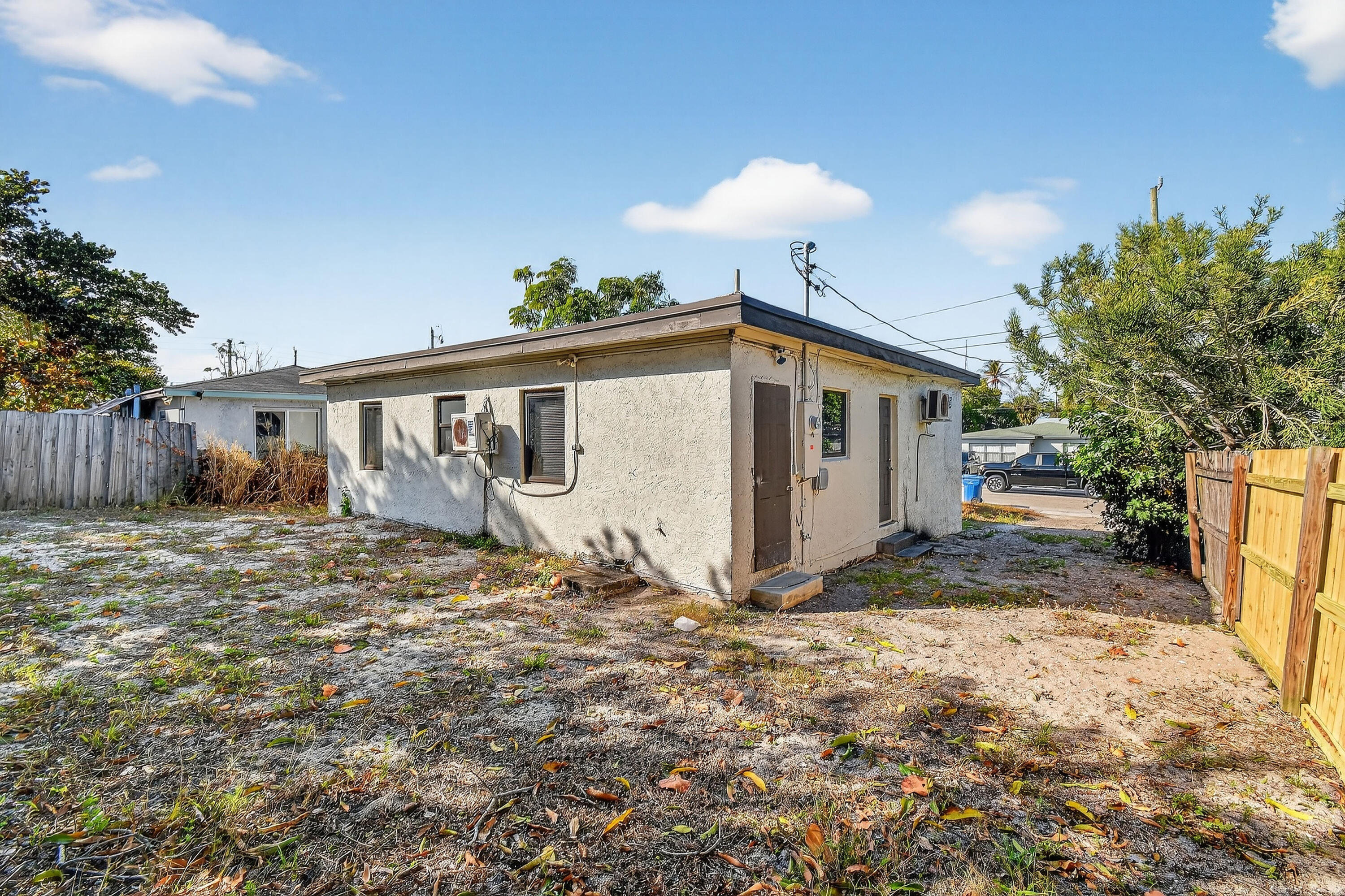 1257 West 35th Street Riviera Beach, FL 33404 - Photo 17 of 17 20