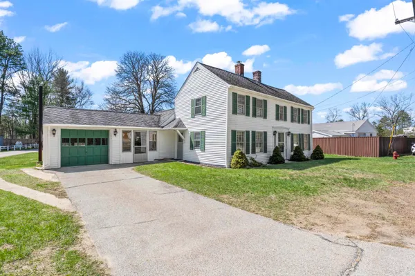 $399,000 | 393 Wadleigh Falls Road, Newmarket, NH 03857