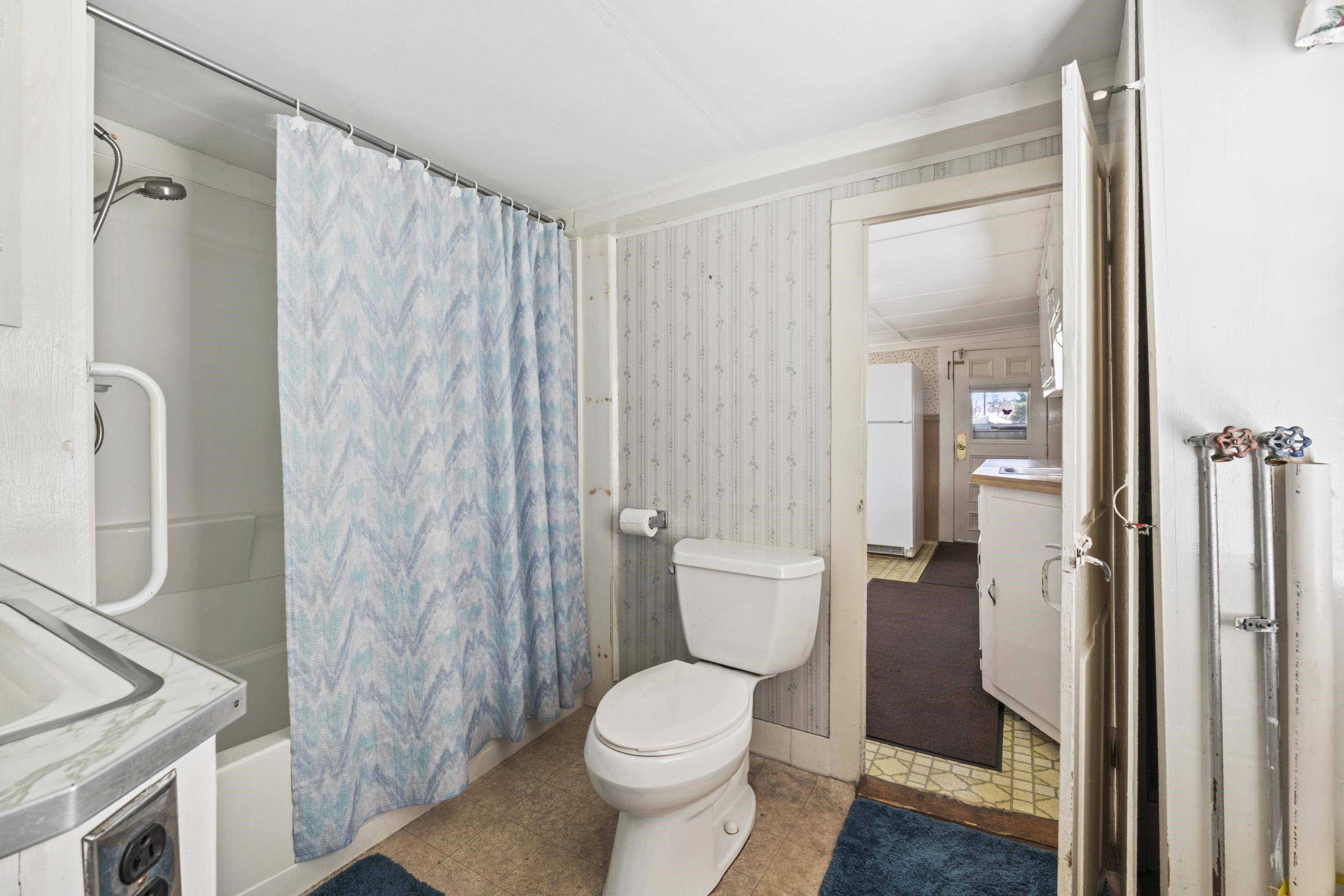 393 Wadleigh Falls Road Newmarket, NH 03857 - Photo 19 of 51