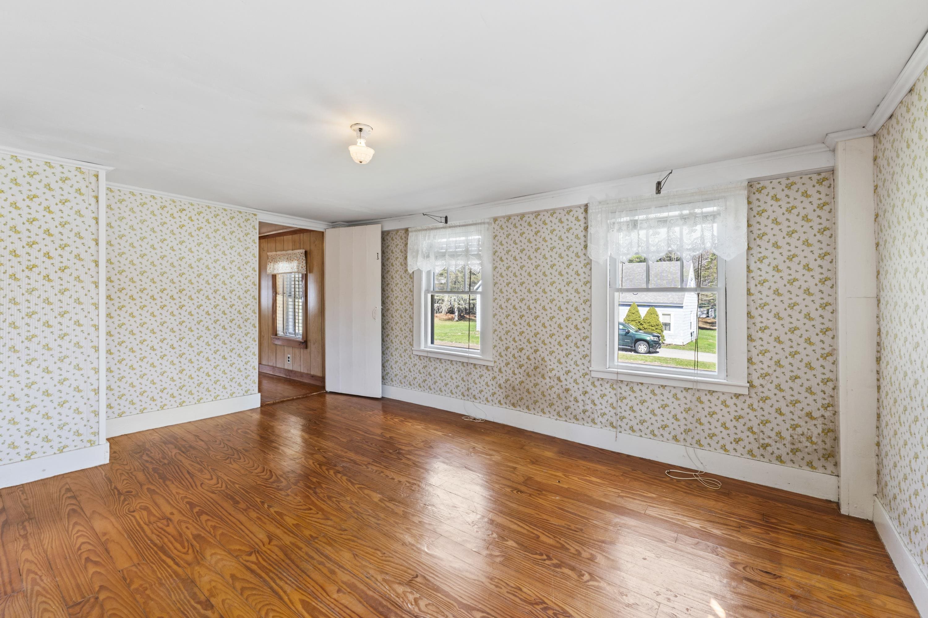 393 Wadleigh Falls Road Newmarket, NH 03857 - Photo 26 of 51