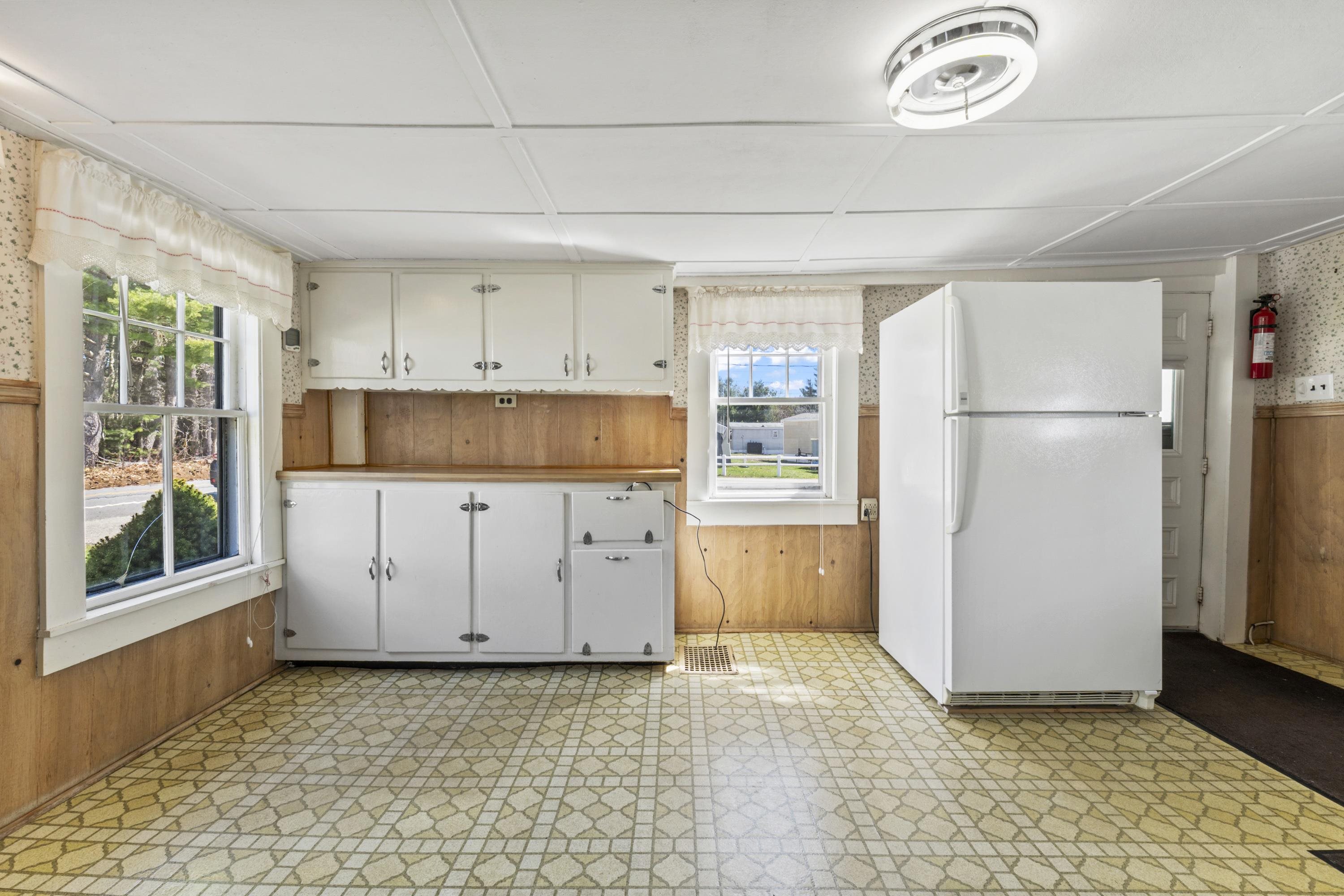 393 Wadleigh Falls Road Newmarket, NH 03857 - Photo 6 of 51