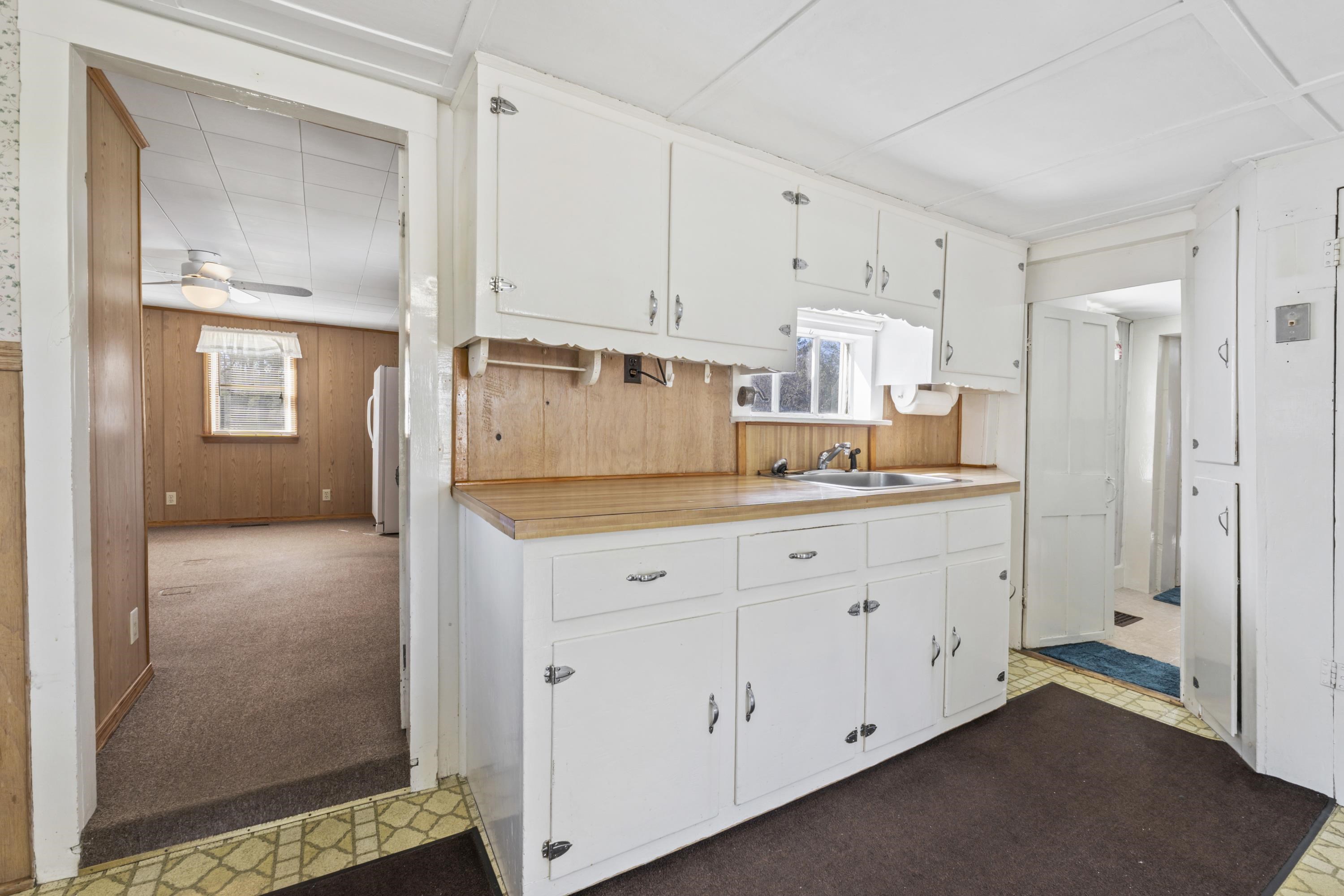 393 Wadleigh Falls Road Newmarket, NH 03857 - Photo 10 of 51