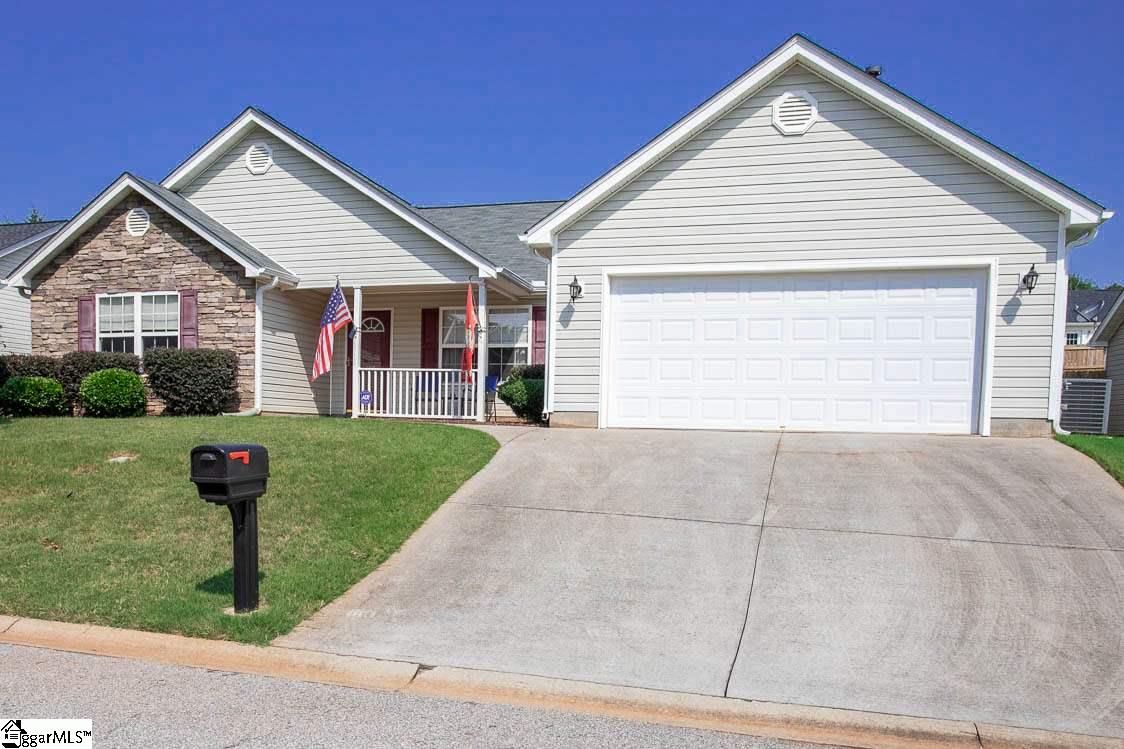 109 Slate Lane Greer, SC 29650 - Photo 2 of 36 Gallery Image 2