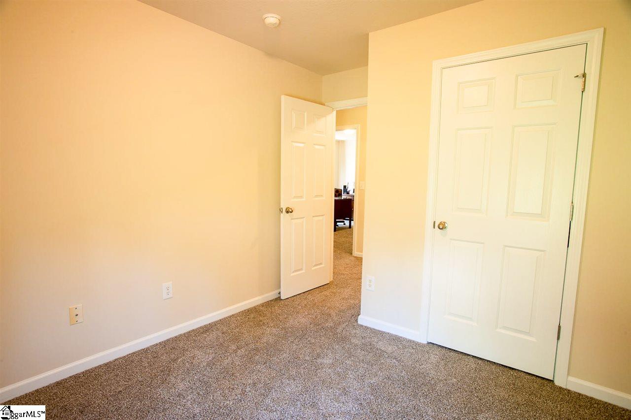 109 Slate Lane Greer, SC 29650 - Photo 27 of 36 Gallery Image 27