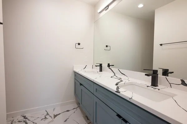 $4,495 | 4906 Aberdeen Circle, Austin, TX 78745