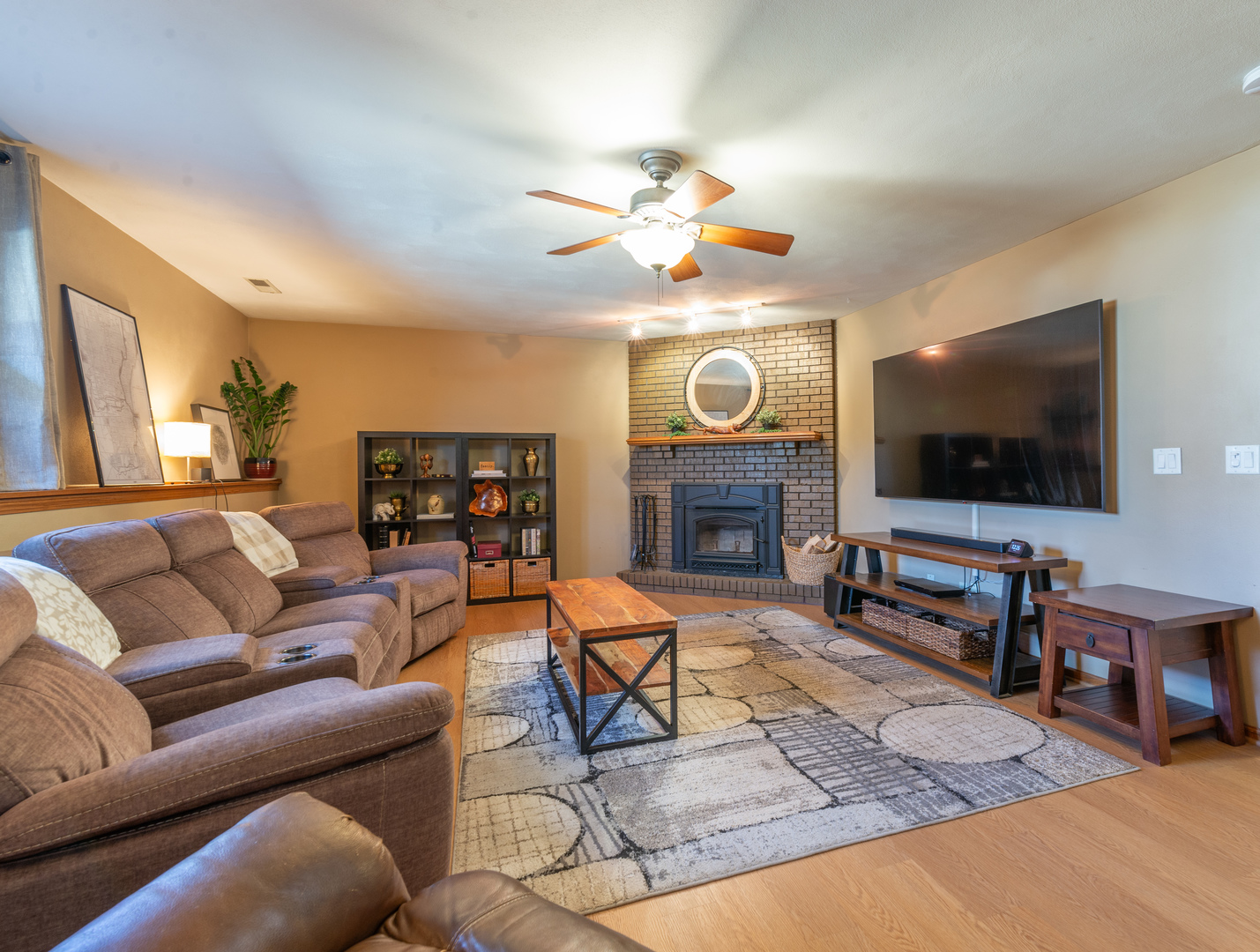 2210 Country Court Freeport, IL 61032 - Photo 17 of 41