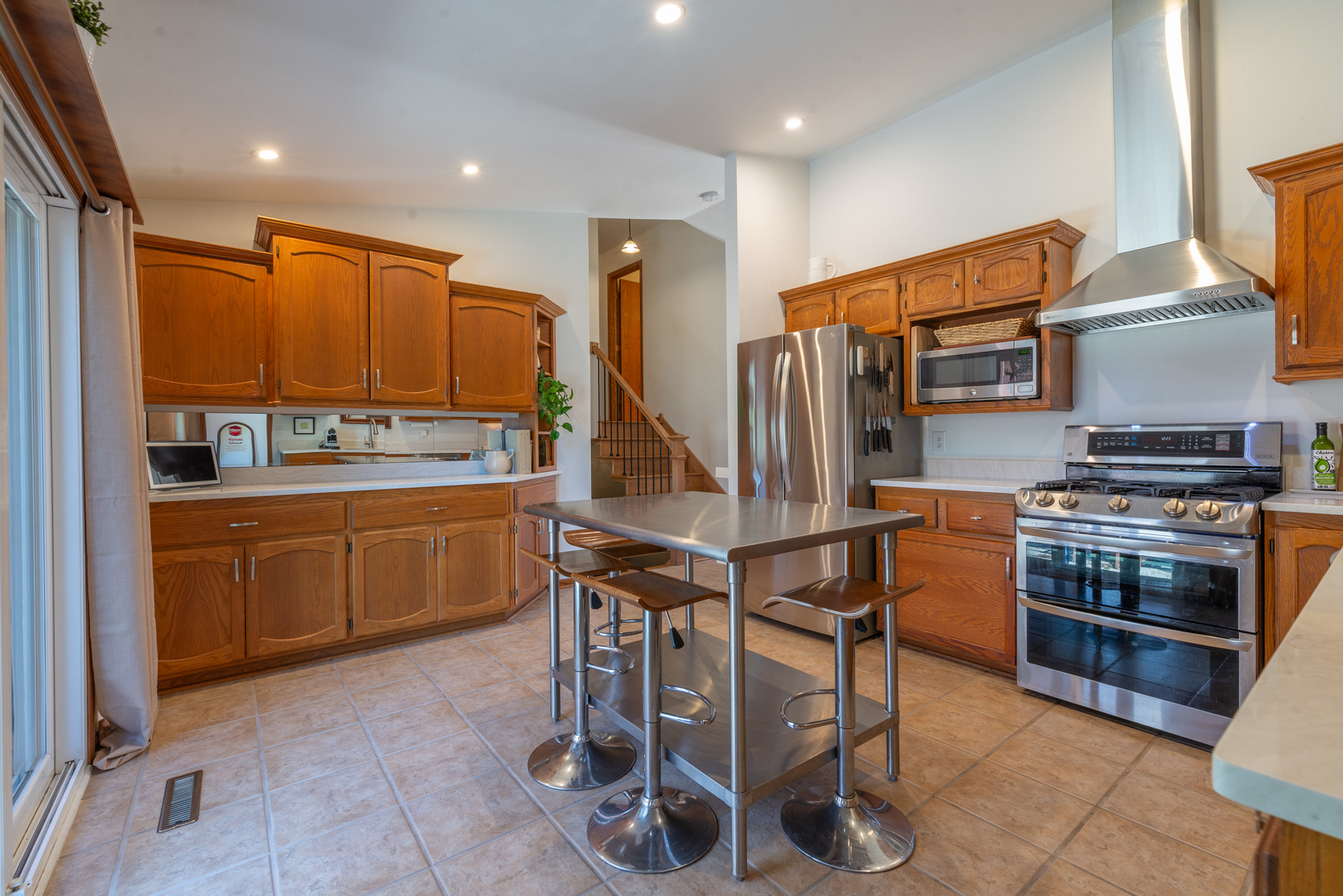 2210 Country Court Freeport, IL 61032 - Photo 8 of 41