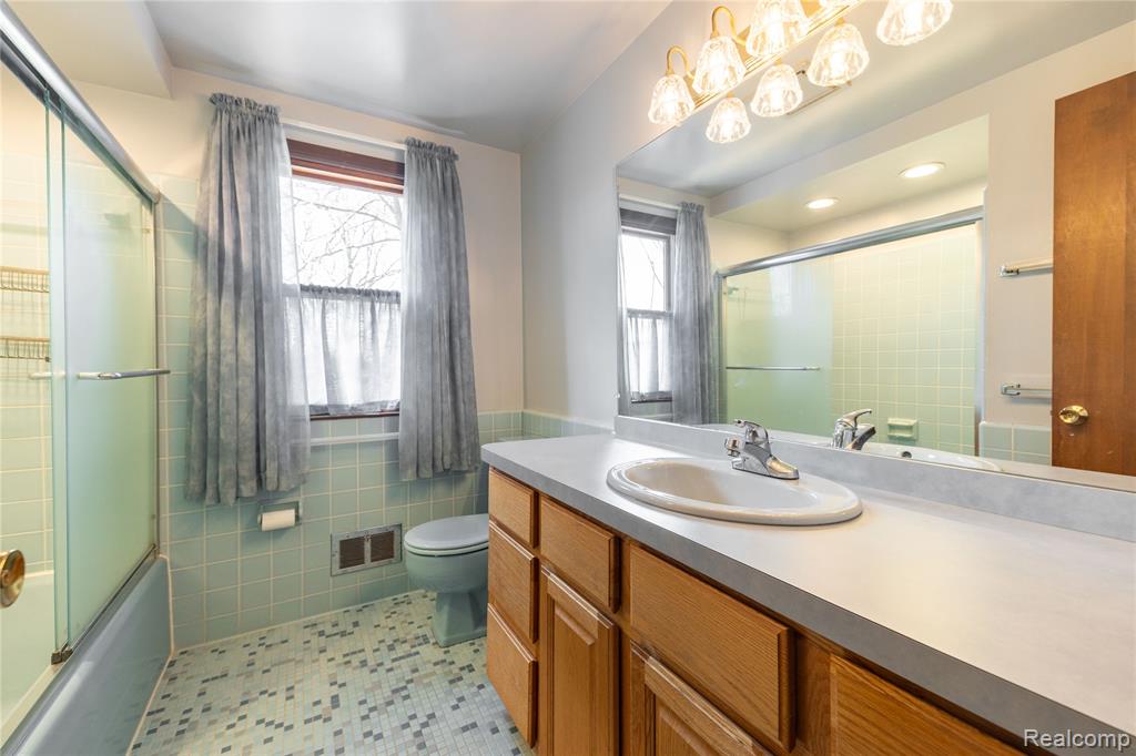 7611 Ferry Road Grosse Ile, MI 48138 - Photo 40 of 51