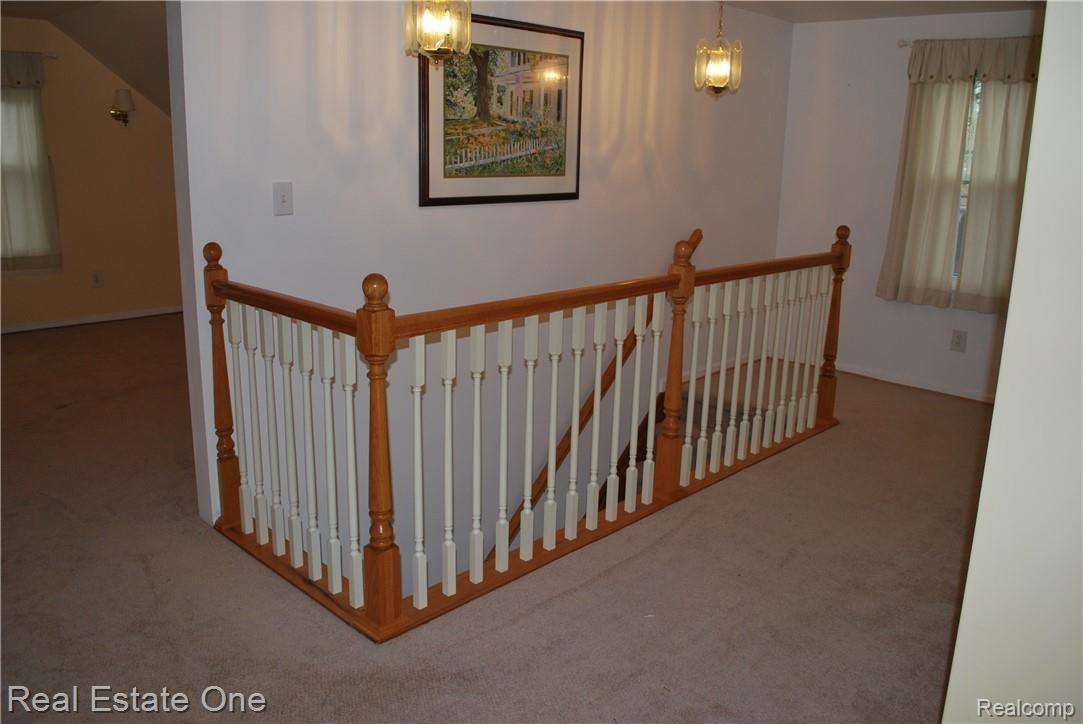 216 North Gulley Road Dearborn, MI 48128 - Photo 28 of 64 3rd View - 2nd Floor Suite -Note: No Hardwood Under Carpet - 2nd Level
