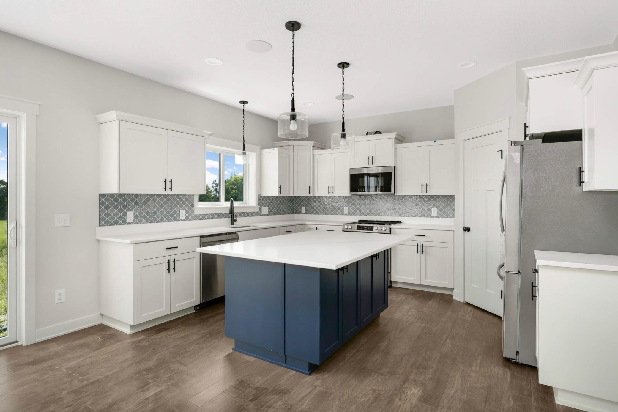 13702 Arrowhead Way Rosemount, MN 55068 - Photo 5 of 22