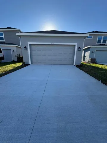 $2,600 | 5673 Liveliness Alley, Clermont, FL 34714