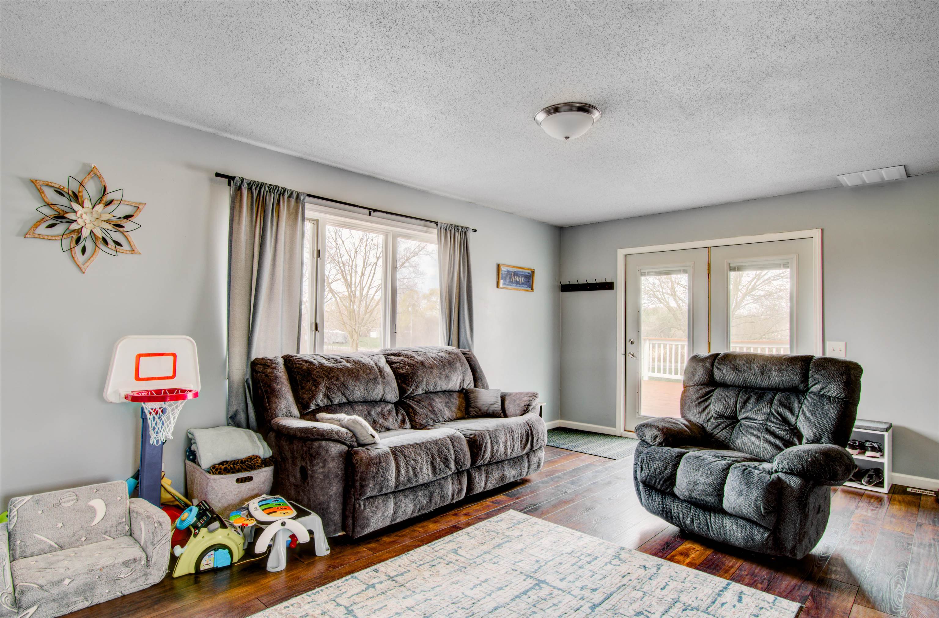 5578 South Crawford Road Mount Pleasant, MI 48858 - Photo 7 of 21 1943932-f0da0f8f-34fb-4868-acfc-e54443b2663c.JPG