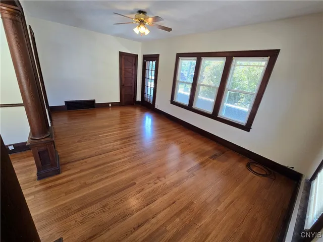 $1,295 | 706 Milton Avenue, Unit 2, Syracuse, NY 13204