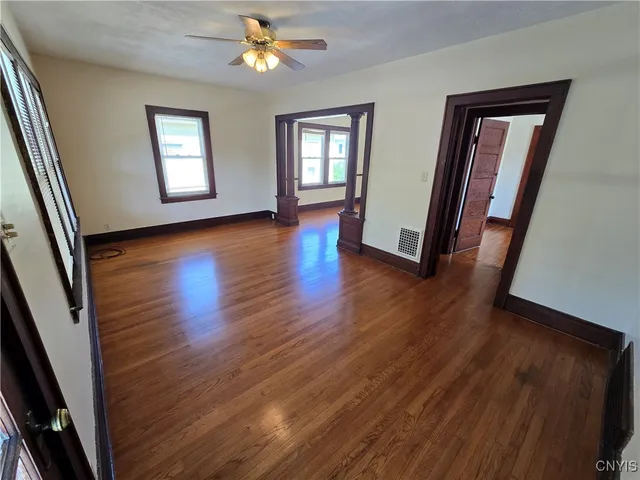 $1,295 | 706 Milton Avenue, Unit 2, Syracuse, NY 13204