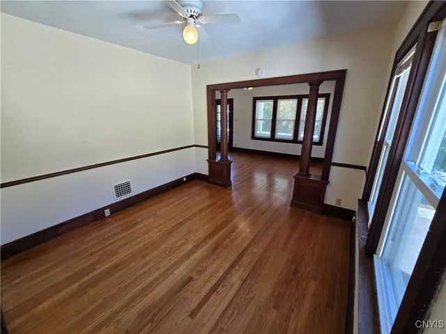 $1,295 | 706 Milton Avenue, Unit 2, Syracuse, NY 13204