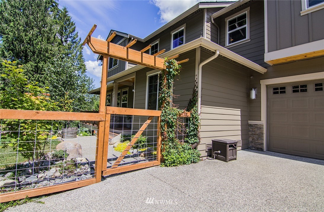 2303 Creswell Road Snohomish, WA 98290 - Photo 4 of 25
