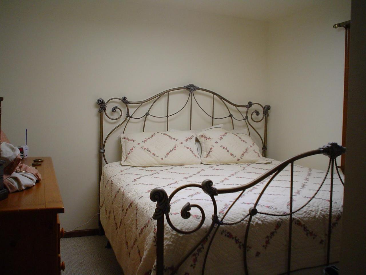 26 Balson Road Stroudsburg, PA 18360 - Photo 12 of 12 Master Bedroom