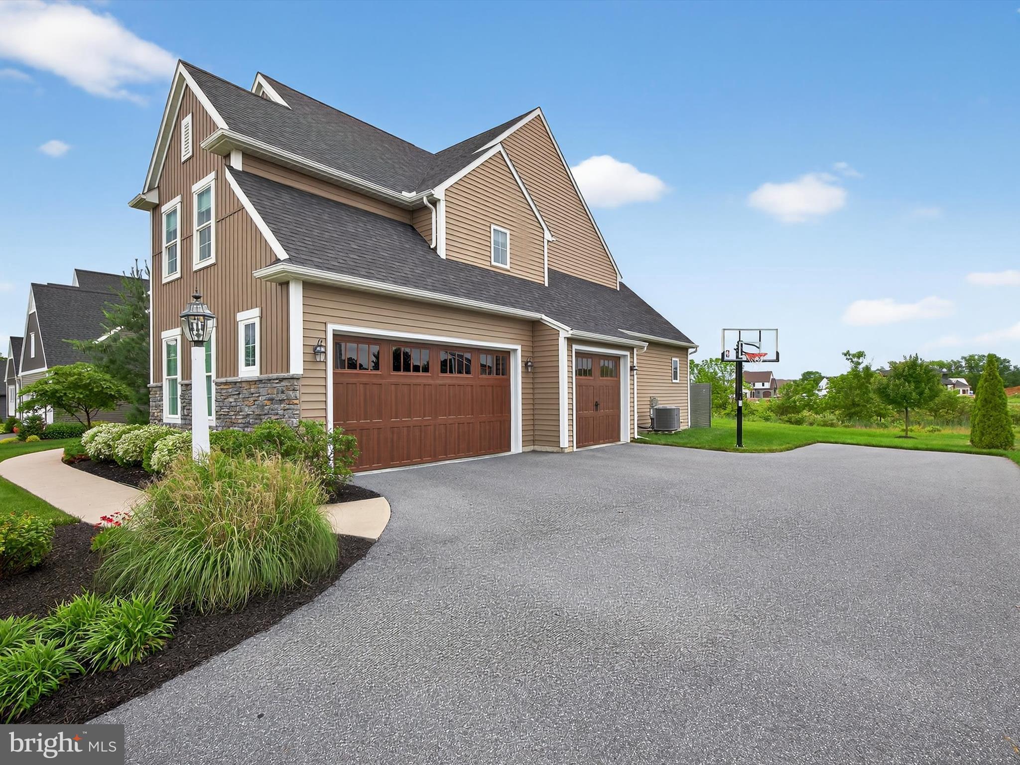 548 East Delp Road Lancaster, PA 17601 - Photo 9 of 55 Gallery Image 9