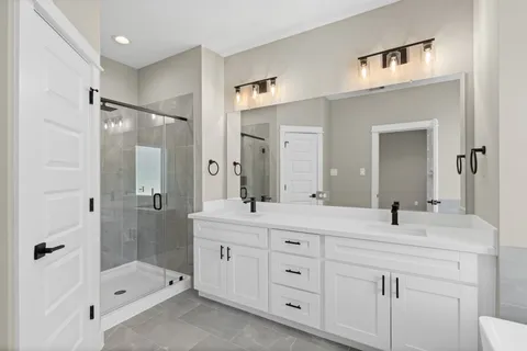 $344,900 | 2210 Mansfield Street, Houston, TX 77091