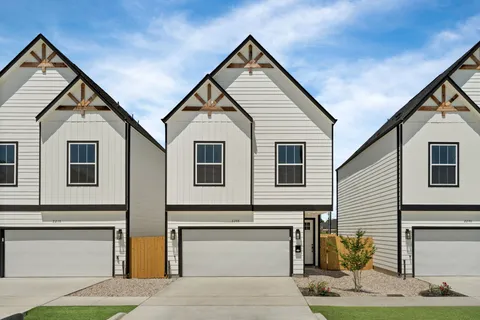 $344,900 | 2210 Mansfield Street, Houston, TX 77091