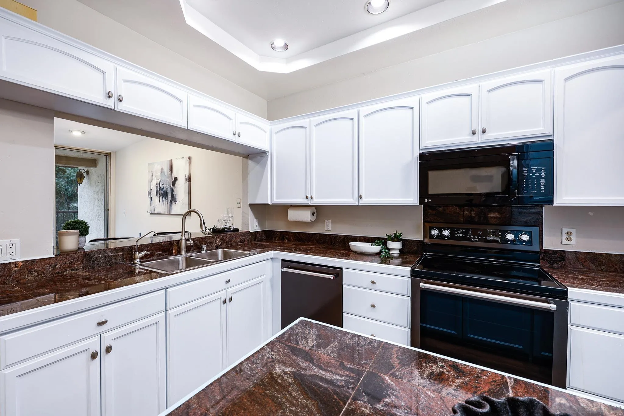 2406 Altisma Way, Unit A Carlsbad, CA 92009 - Photo 17 of 33