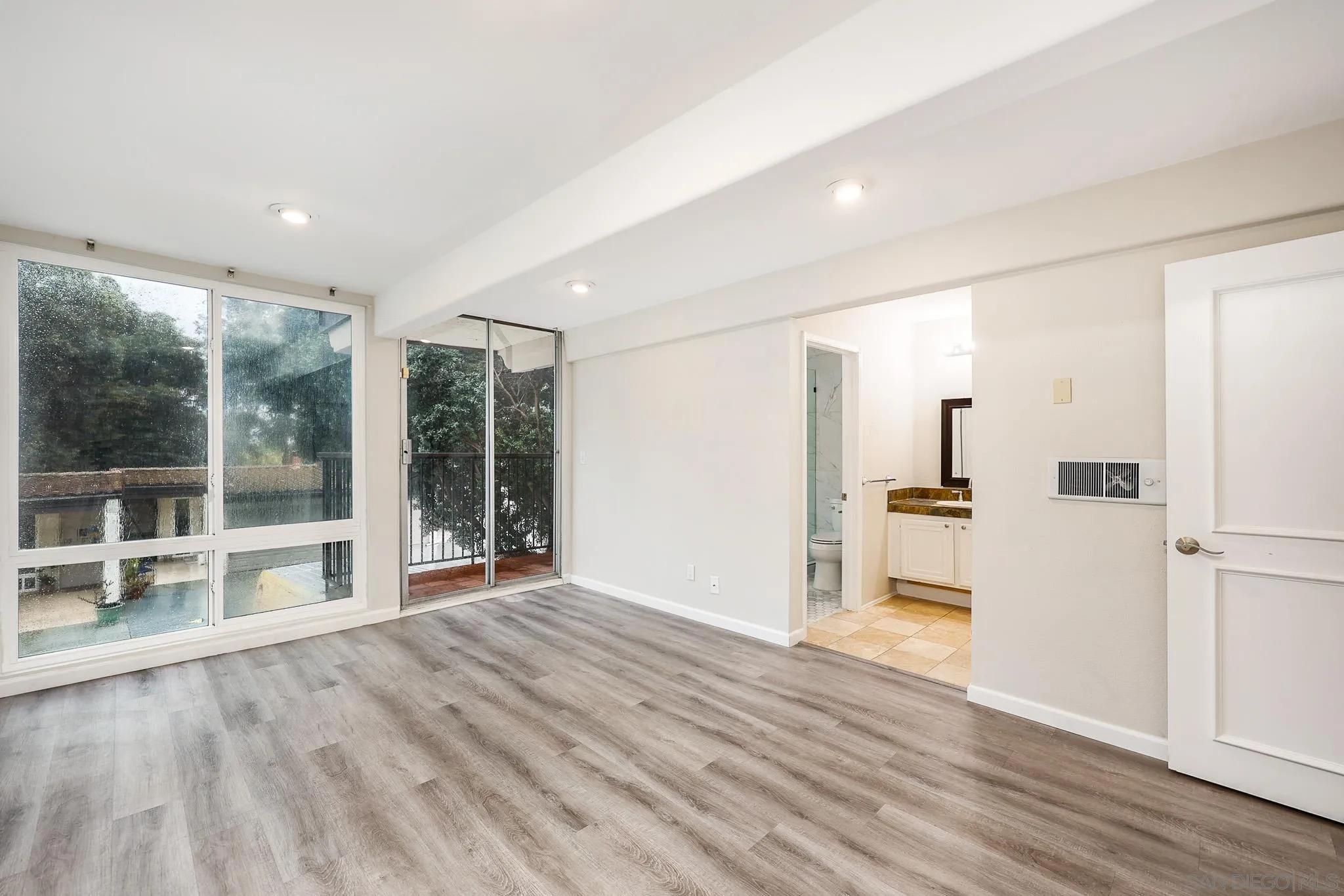 2406 Altisma Way, Unit A Carlsbad, CA 92009 - Photo 23 of 33