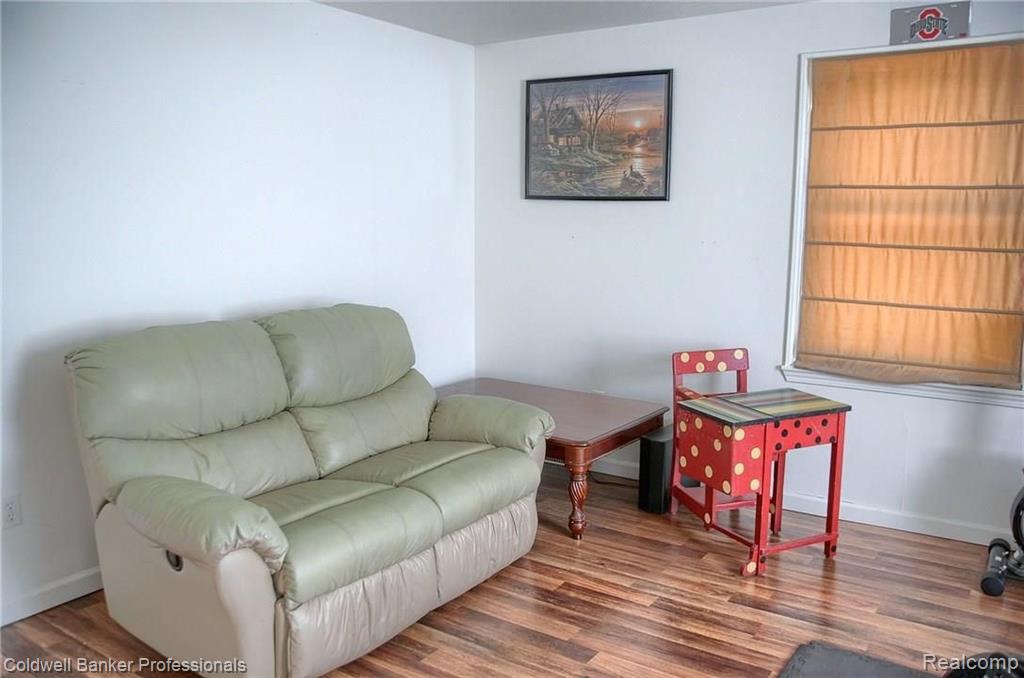 17430 Middlebelt Road Romulus, MI 48174 - Photo 13 of 28