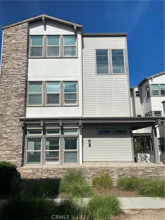 $6,000 | 104 Spectacle, Irvine, CA 92618