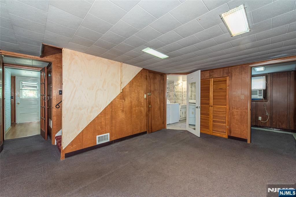 717 Alps Road Wayne, NJ 07470 - Photo 11 of 19