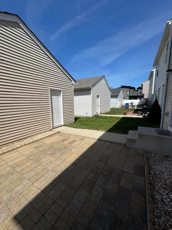$2,400 | 12723 Ellsworth Street, Crown Point, IN 46307