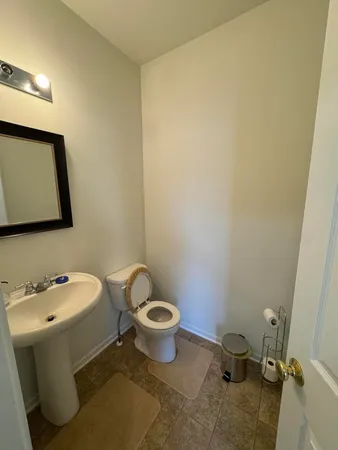 $2,400 | 12723 Ellsworth Street, Crown Point, IN 46307
