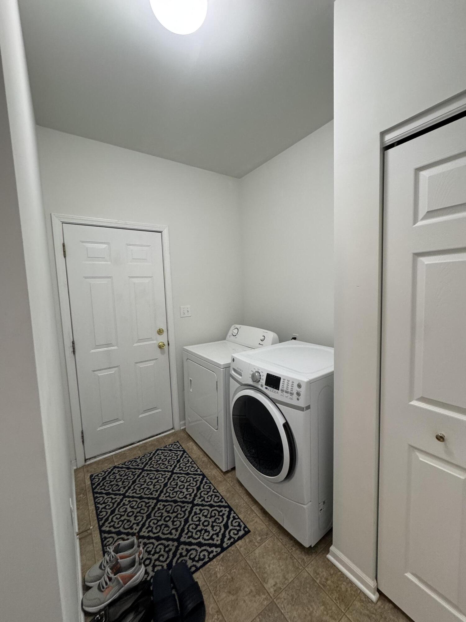 12723 Ellsworth Street Crown Point, IN 46307 - Photo 8 of 19 1500x2000