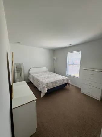 $2,400 | 12723 Ellsworth Street, Crown Point, IN 46307