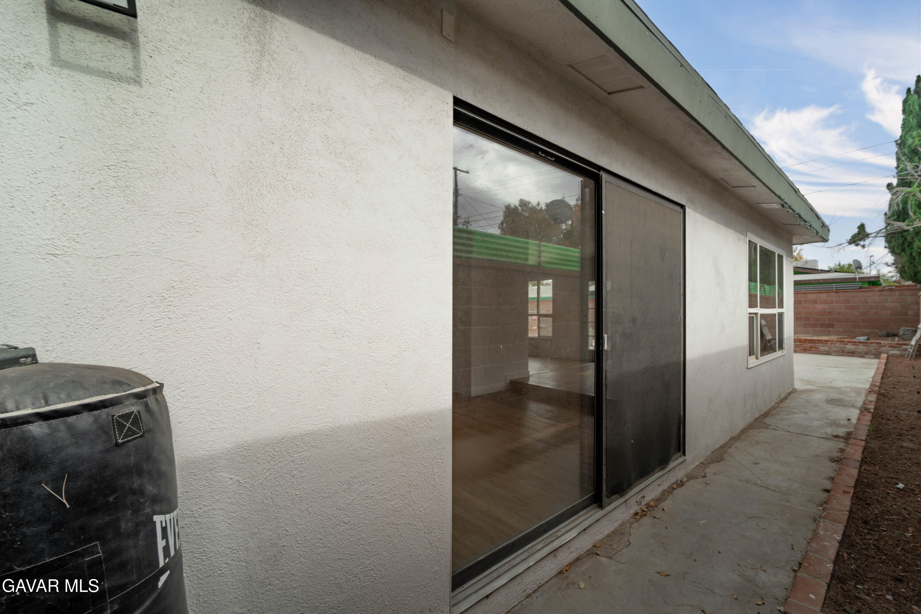 44526 Stanridge Avenue Lancaster, CA 93535 - Photo 5 of 26