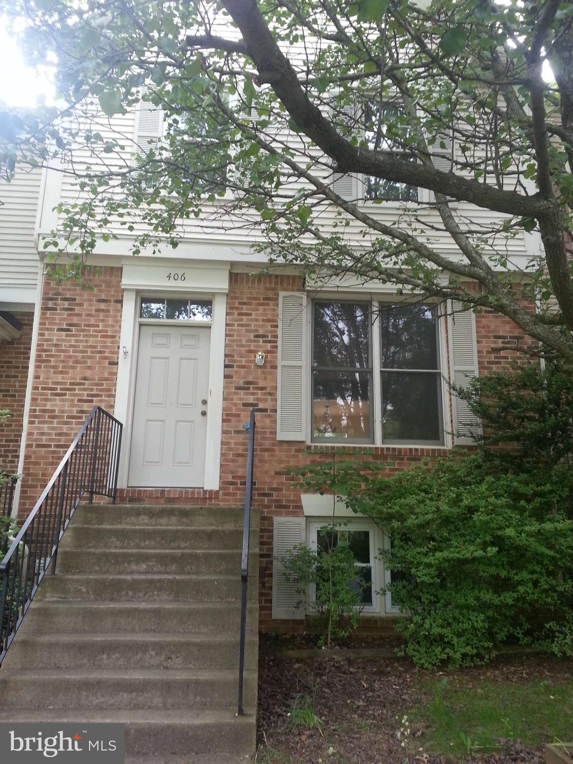 406 Harrogate Road Fredericksburg, VA 22406 - Photo 1 of 26 Exterior (Front)