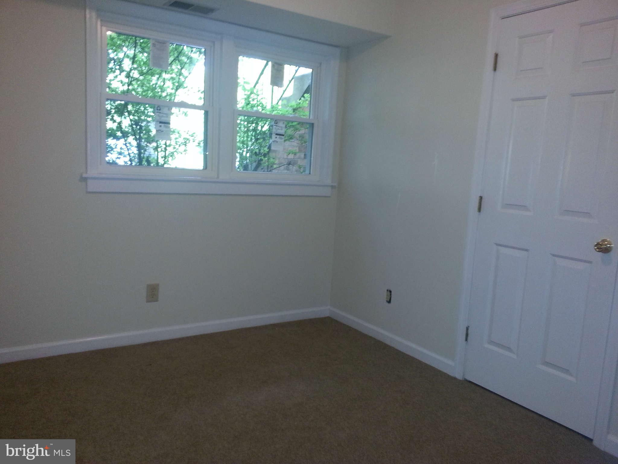 406 Harrogate Road Fredericksburg, VA 22406 - Photo 23 of 26 Interior (General)