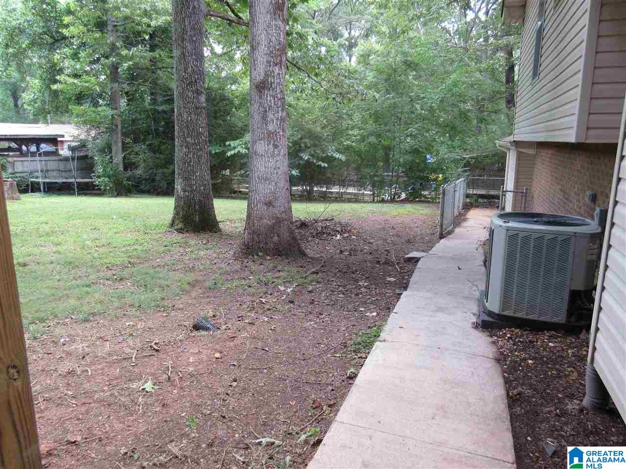 124 Hickory Street Alabaster, AL 35114 - Photo 14 of 27