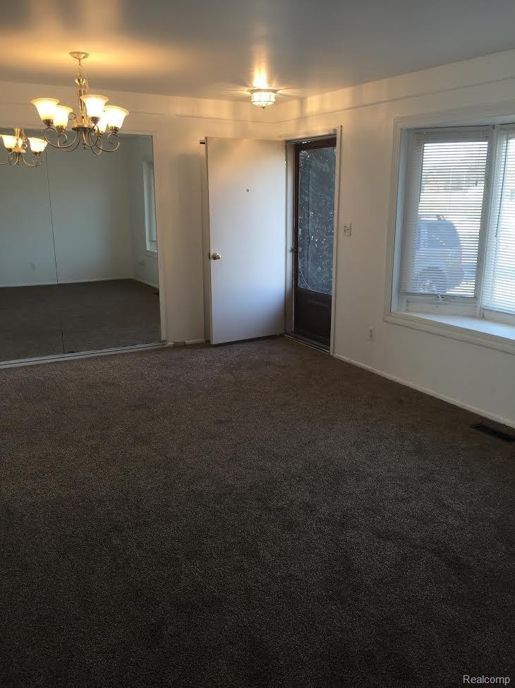 3214 East 11 Mile Road Warren, MI 48091 - Photo 10 of 23 11 Mile 12.jpg