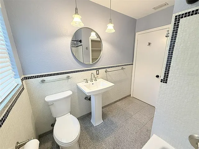 $2,395 | 105 North Aurora Avenue, Clearwater, FL 33765