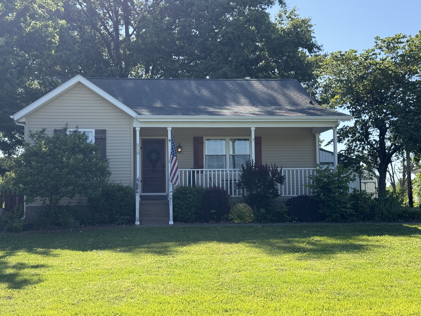 510 Zola Road Harrisburg, IL 62946 - Photo 1 of 34
