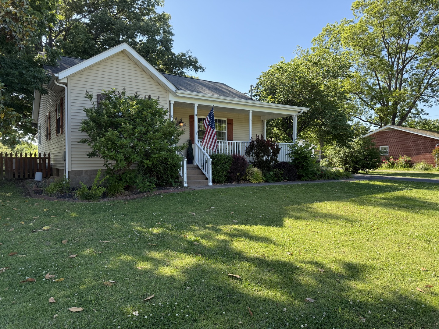 510 Zola Road Harrisburg, IL 62946 - Photo 2 of 34