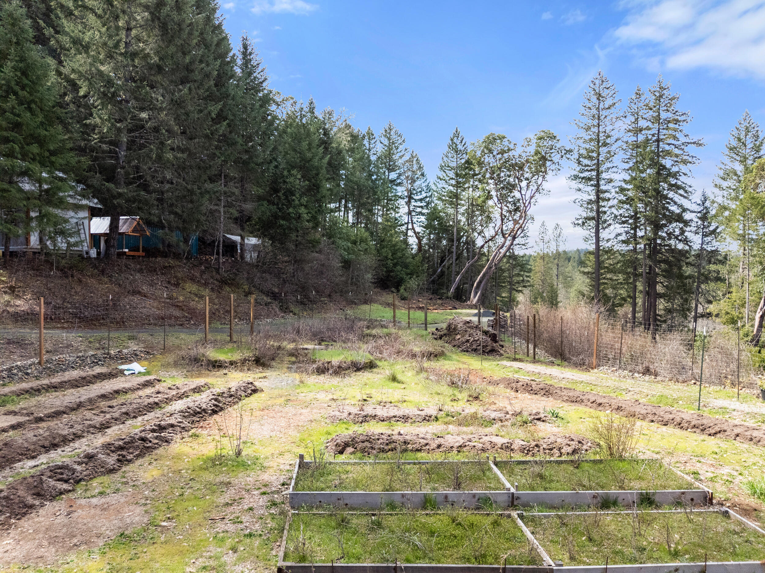 6223 Takilma Road Cave Junction, OR 97523 - Photo 7 of 24 6223 takilma rd, cave junction, or 97523