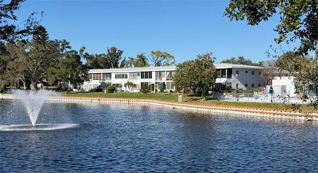 $1,250 | 8454 111th Street North, Unit 205, Seminole, FL 33772