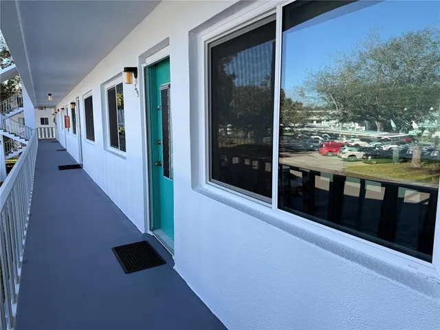 $1,250 | 8454 111th Street North, Unit 205, Seminole, FL 33772